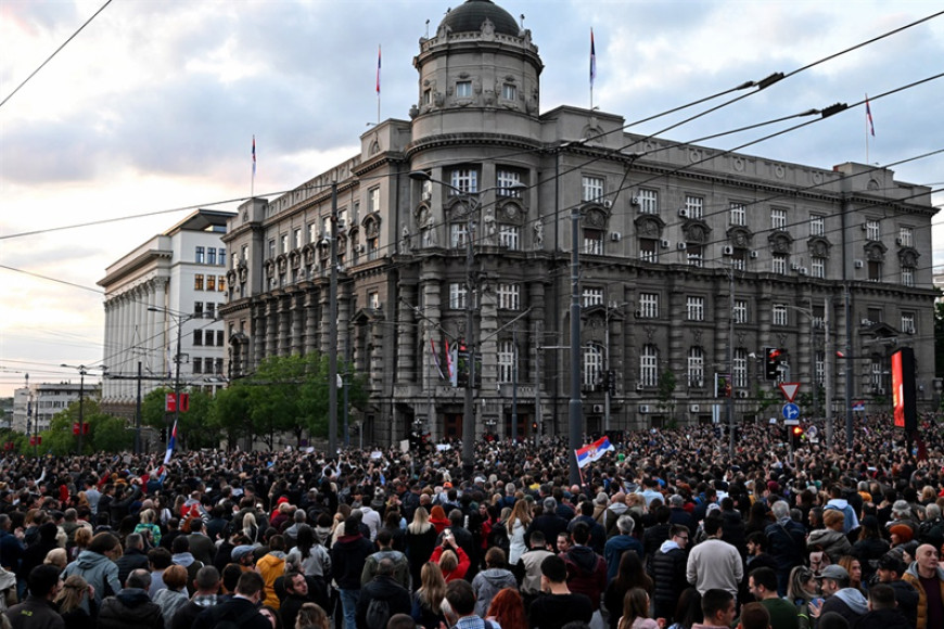 Thousands of Serbs protest against gun violence