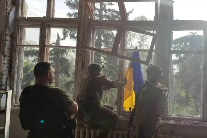 Ukraine war: &#039;Extremely fierce battles&#039; as Kyiv seeks to advance