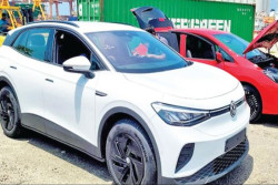 Over 100 electric vehicles imported via misusing expats permits