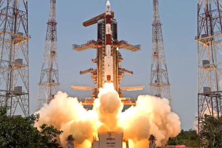 Aditya-L1: India successfully launches its first mission to the Sun