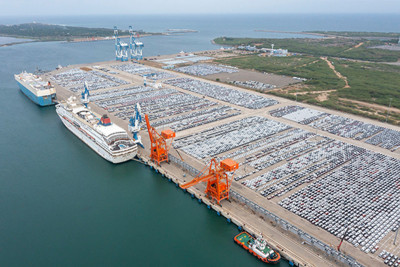 Hambantota Port Sees Growth in Vessel Arrivals for Repairs and Layups