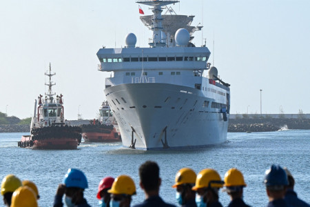 Sri Lanka allows Chinese Warship, navigates Indian concerns