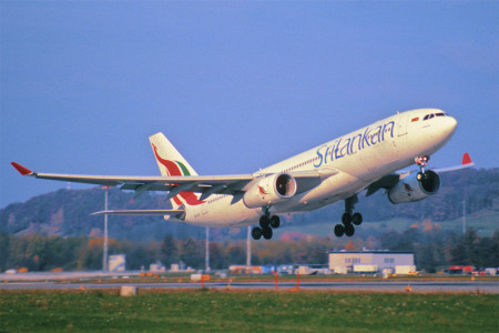 SriLankan Airlines apologizes to passengers for flight delays